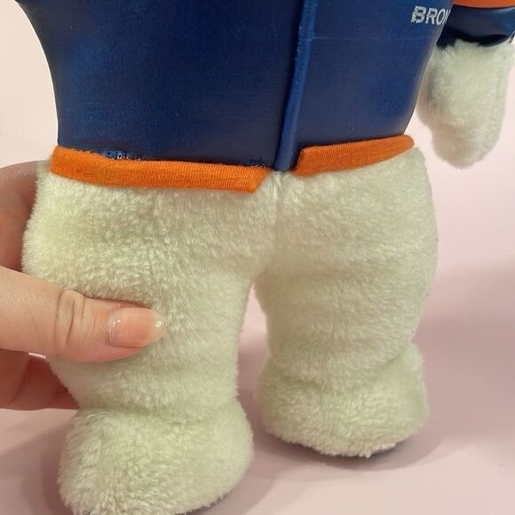 Vintage Denver Broncos souvenir 10 Bulldog Dog Plush Stadium 14” tall 1998 - Picture 7 of 9